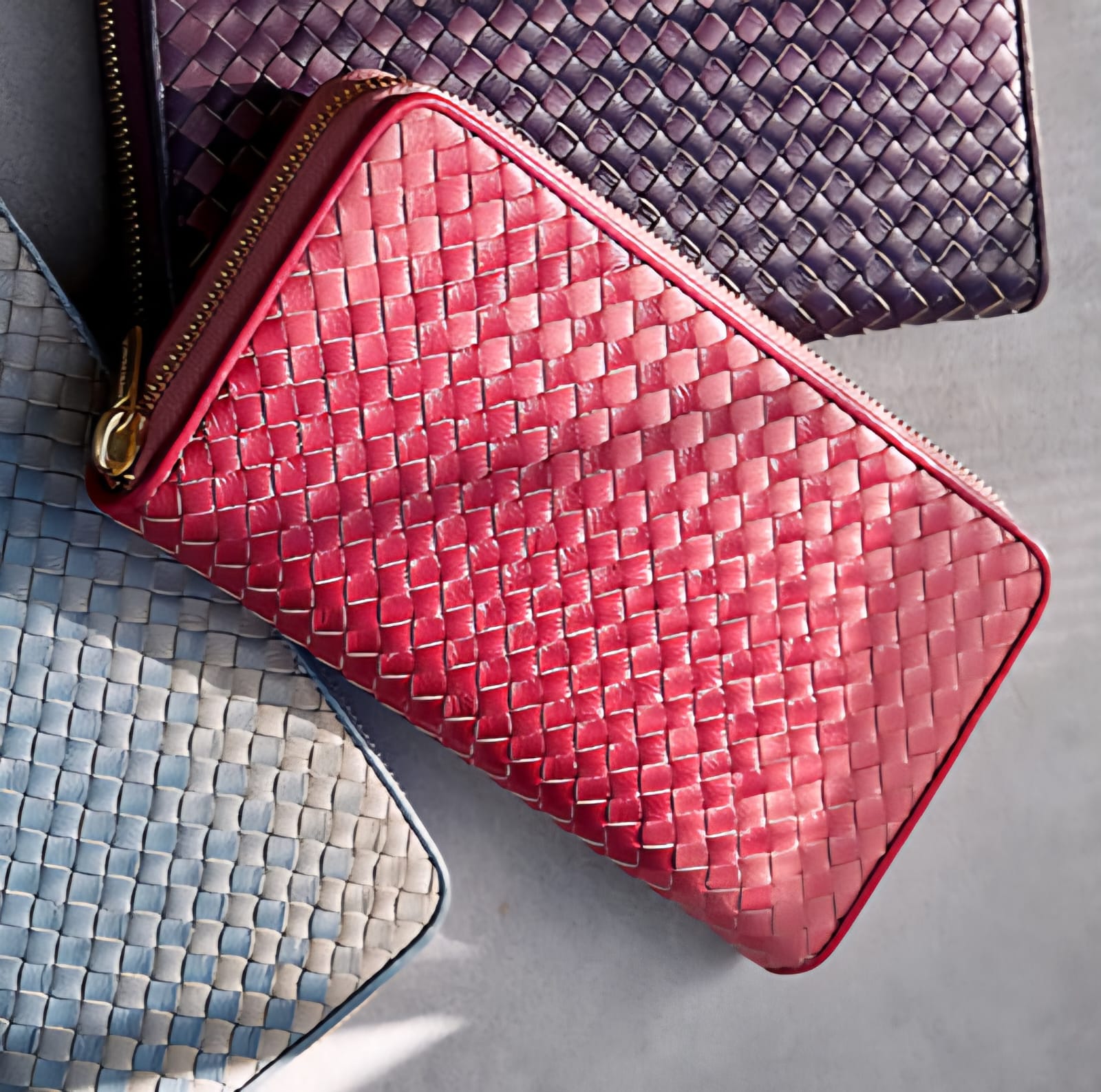 Hand  crafted leather bag (বেনী-করা লেদার ডিজাইন)